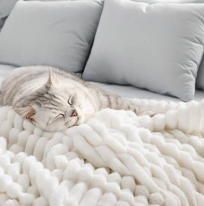 [🎅Final 24-hour Preferential Deal🎅]2024 HOT SALE❄️Popular thickened plush nap blanket