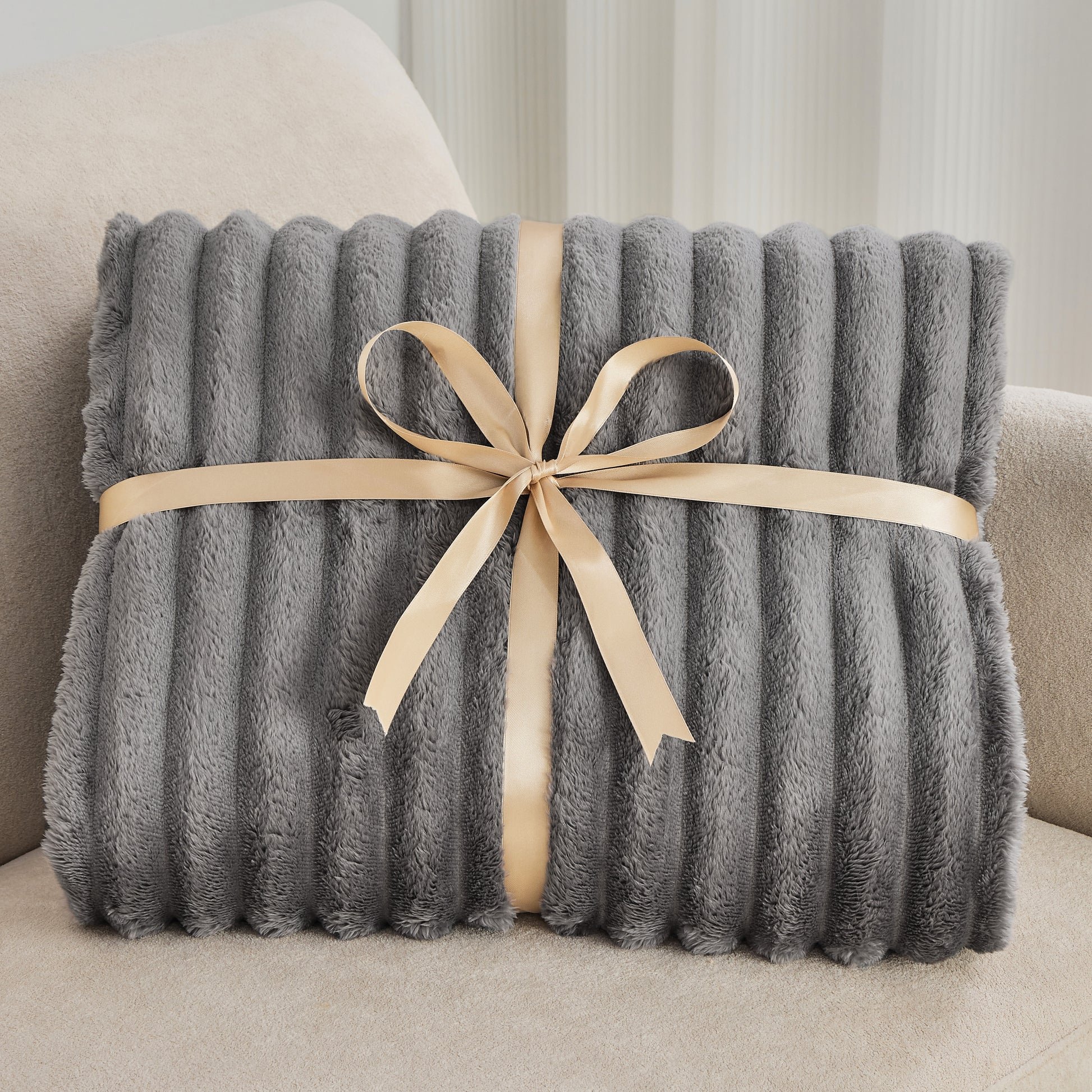 [🎅Final 24-hour Preferential Deal🎅]2024 HOT SALE❄️Popular thickened plush nap blanket