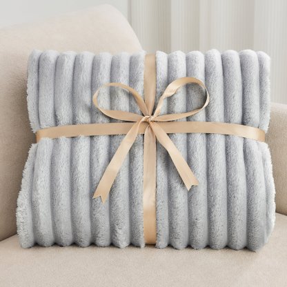 [🎅Final 24-hour Preferential Deal🎅]2024 HOT SALE❄️Popular thickened plush nap blanket