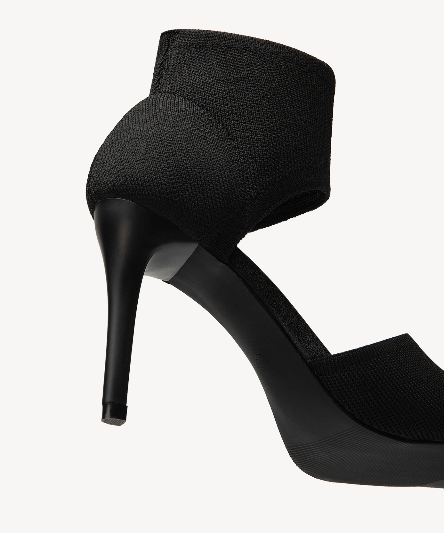 MOUSSE FIT Women Wedge Elegant Sandals