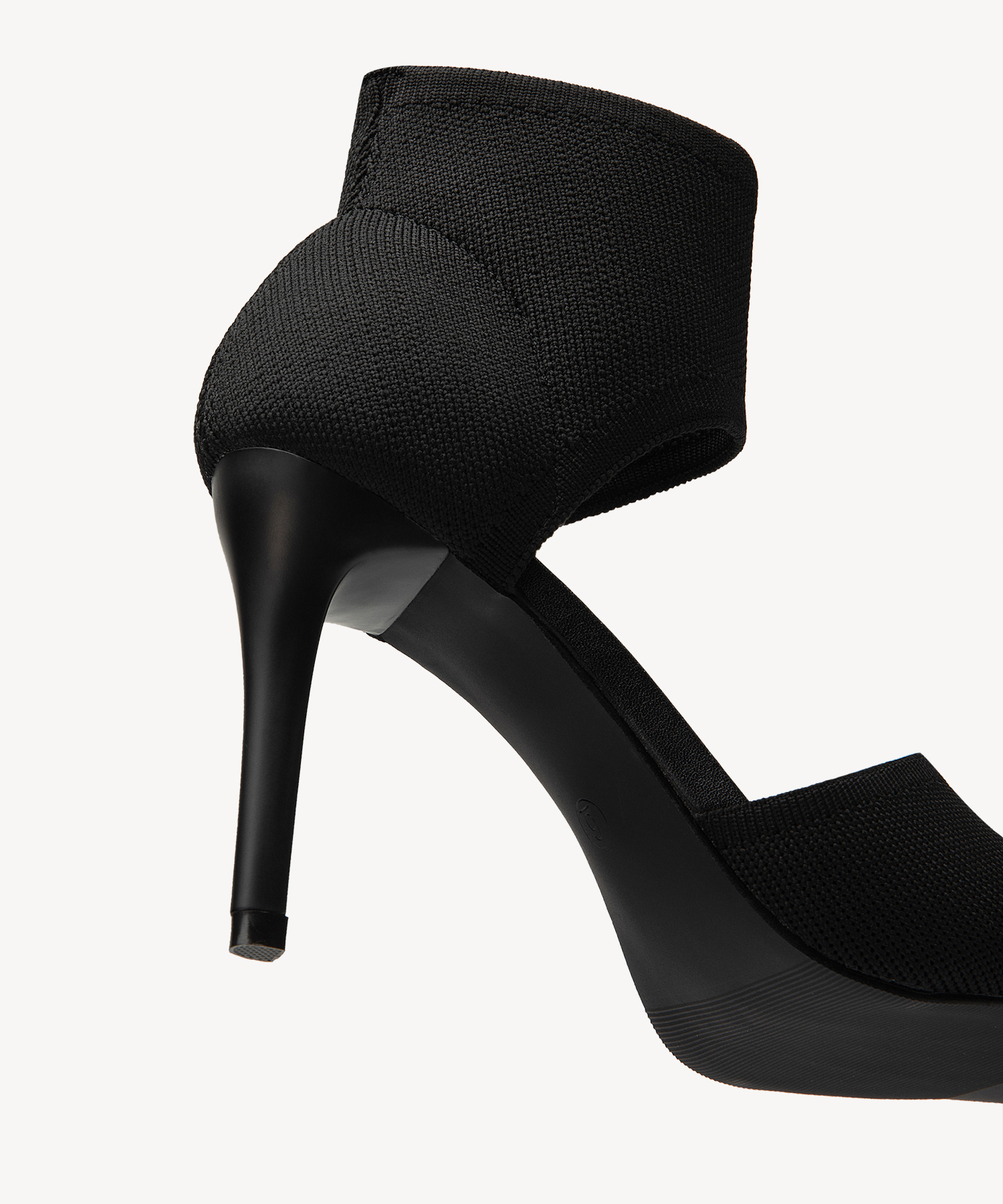 MOUSSE FIT Women Wedge Elegant Sandals