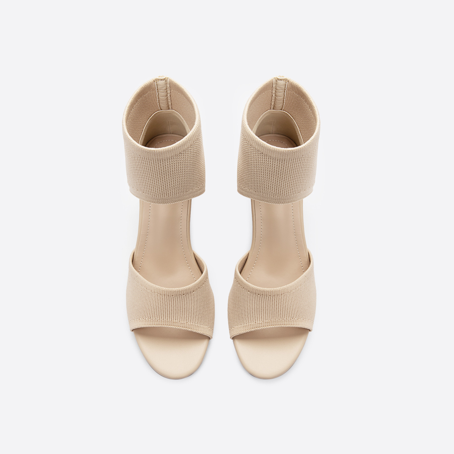 MOUSSE FIT Women Wedge Elegant Sandals