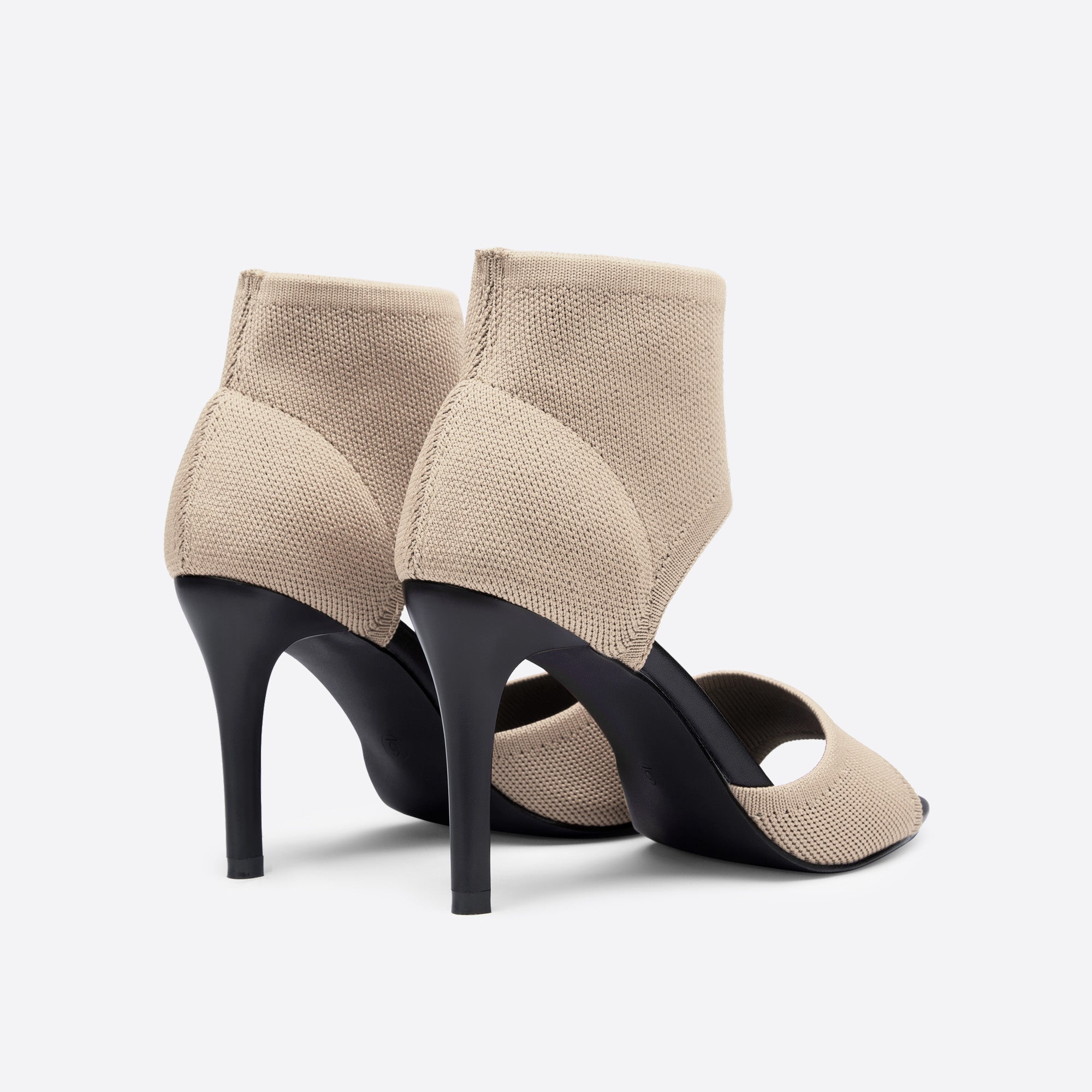 MOUSSE FIT Women Wedge Elegant Sandals
