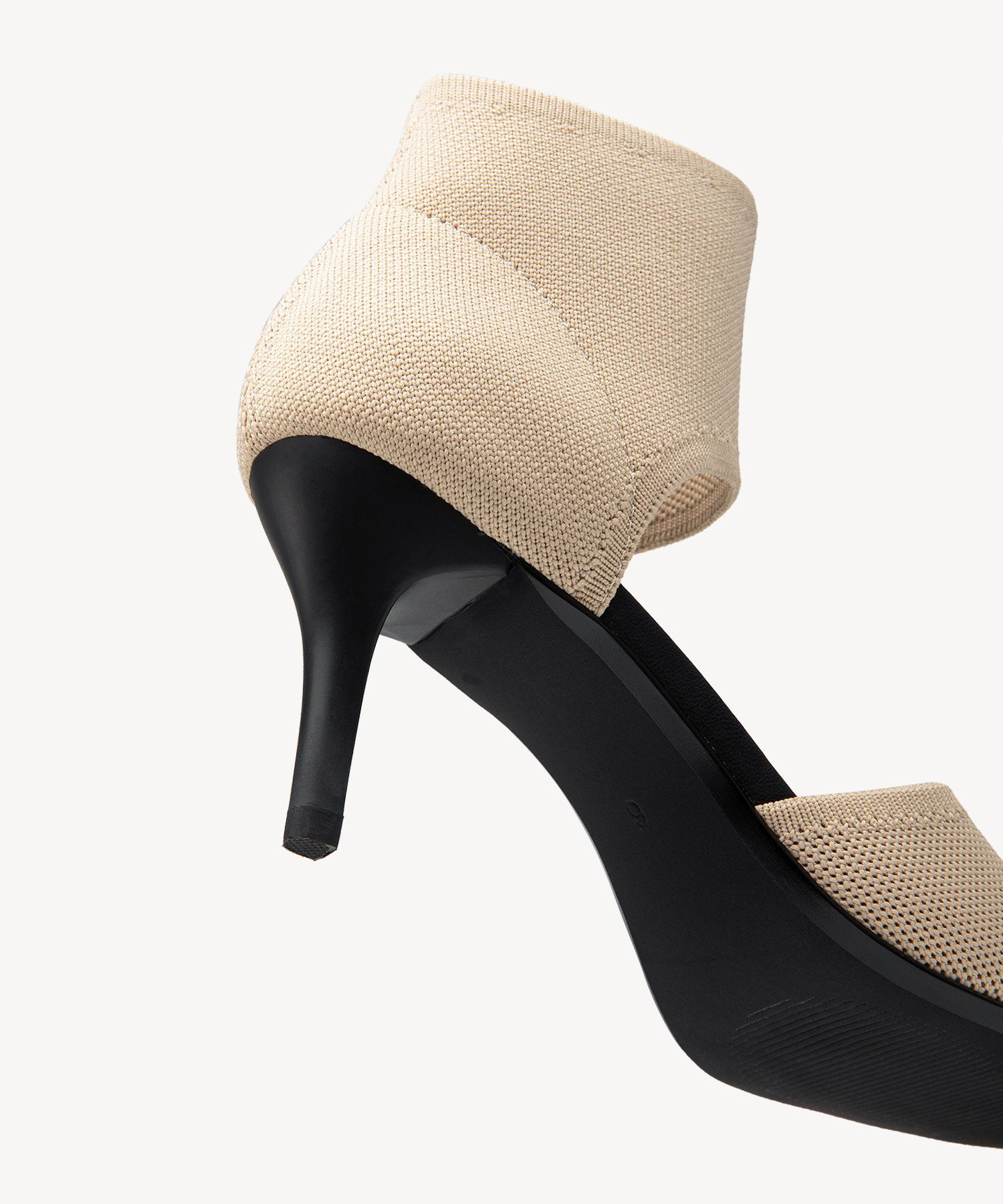 MOUSSE FIT Women Wedge Elegant Sandals