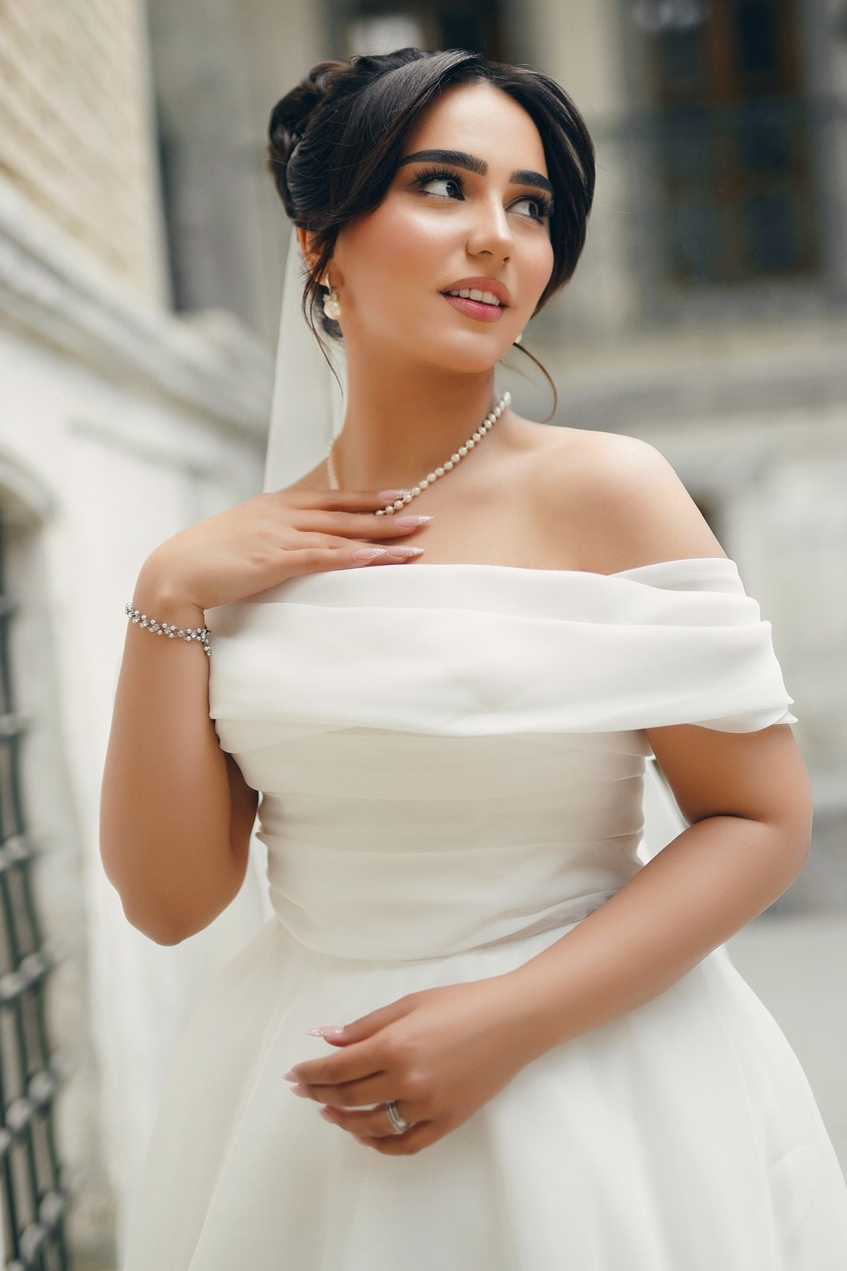 Robes de mariée simples Robe de mariée en organza à coupe trapèze à bas prix