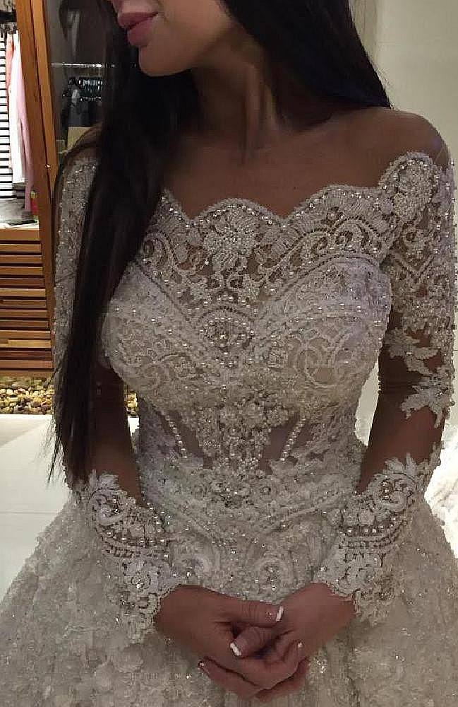 Forme princesse robe de mariée en dentelle délicat avec perle et broderie exquis traîne cathédrale