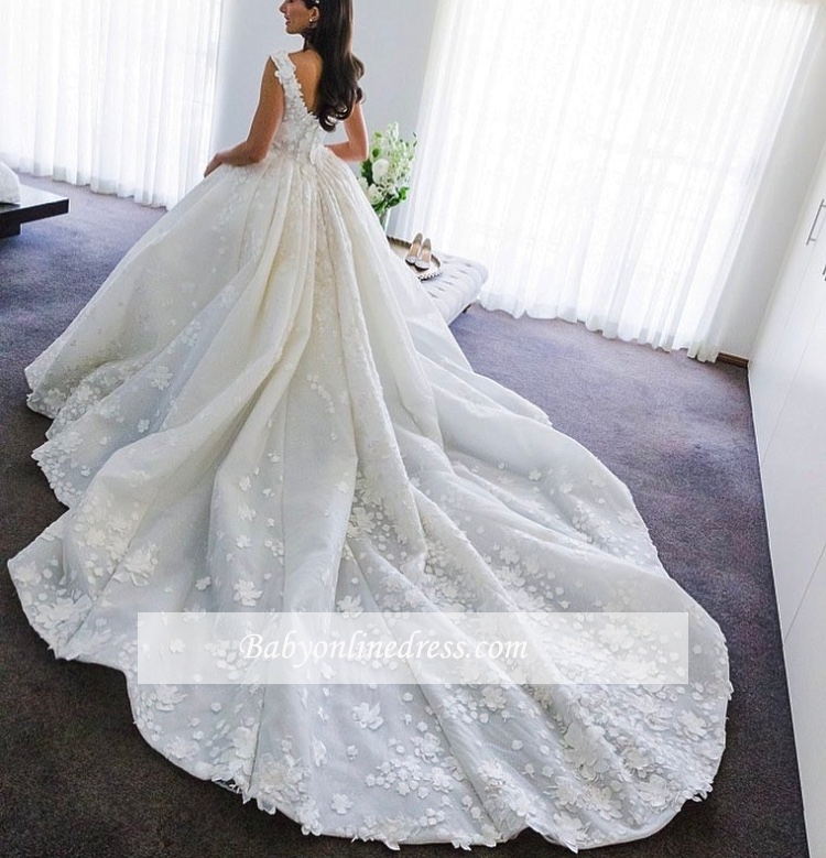 Robe de mariée princesse traîne cathédrale avec fleurs | Robe de mariage princesse longue élégante