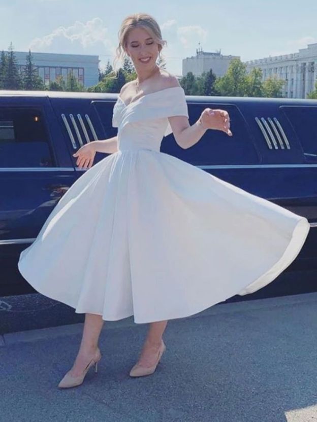 Robe de mariée simple ligne A | Robe de mariée en satin courte