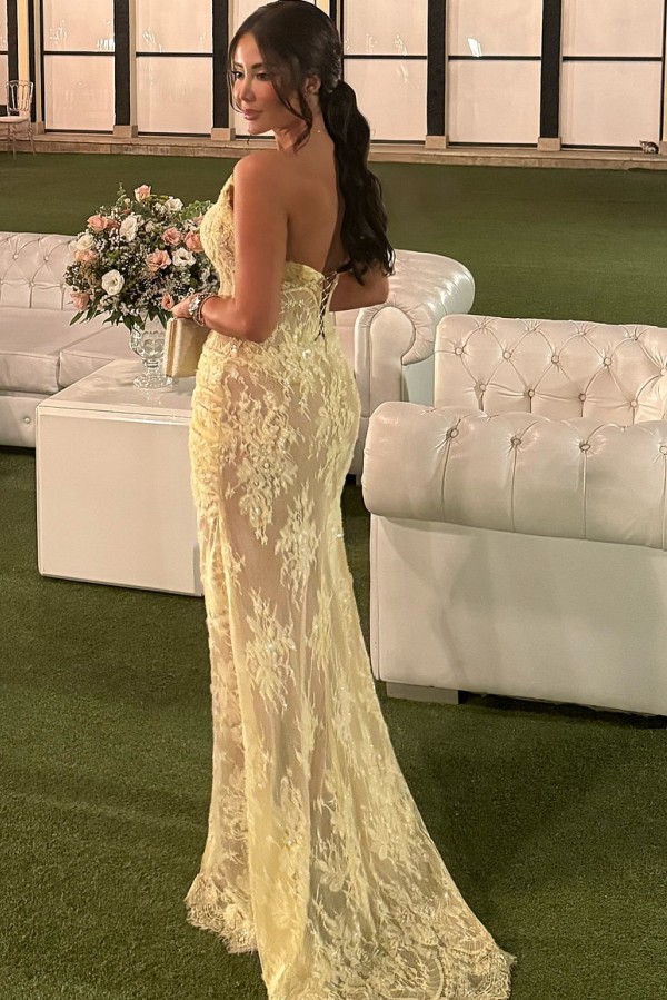 Gelbe Abendkleider Lang Spitze Schlichte Ballkleider Online