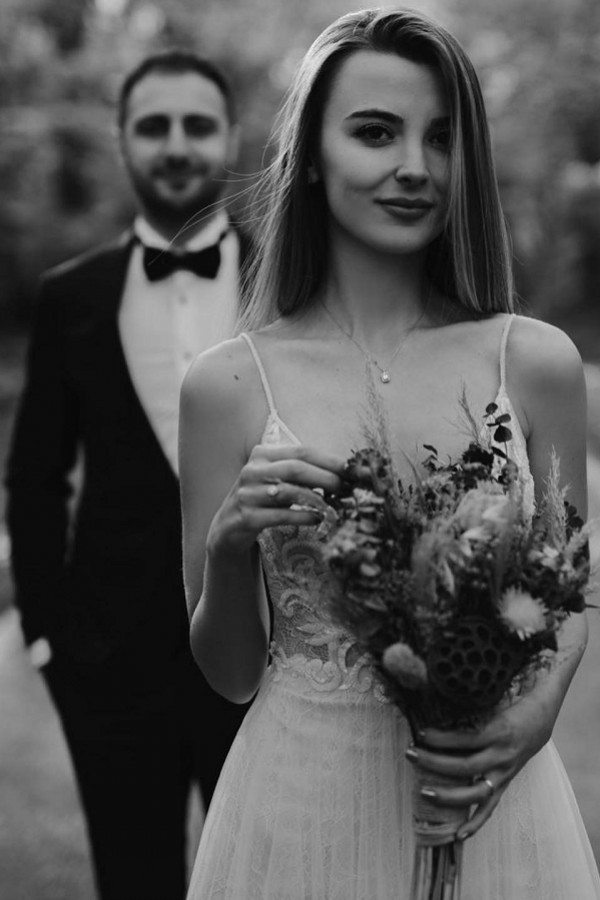 Robe de mariée simple avec dentelle | Robes de mariée en tulle ligne A