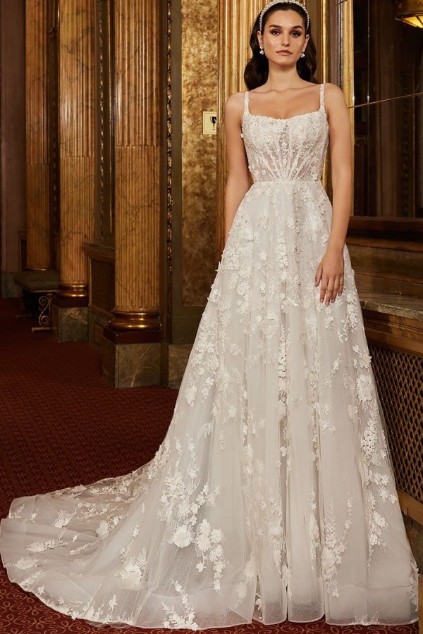 Magnifiques robes de mariée Une ligne de dentelle | Robes de mariée mode en ligne