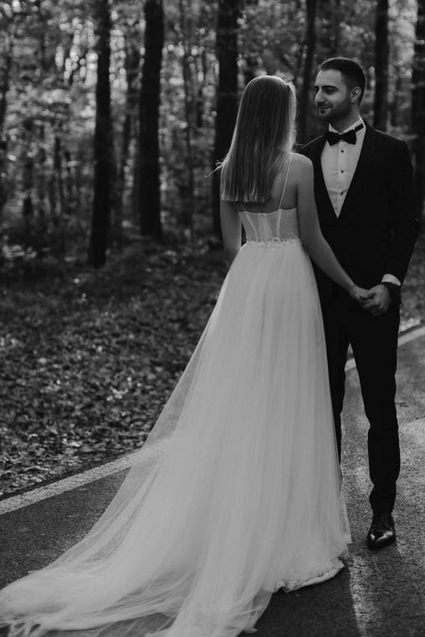 Robe de mariée simple avec dentelle | Robes de mariée en tulle ligne A