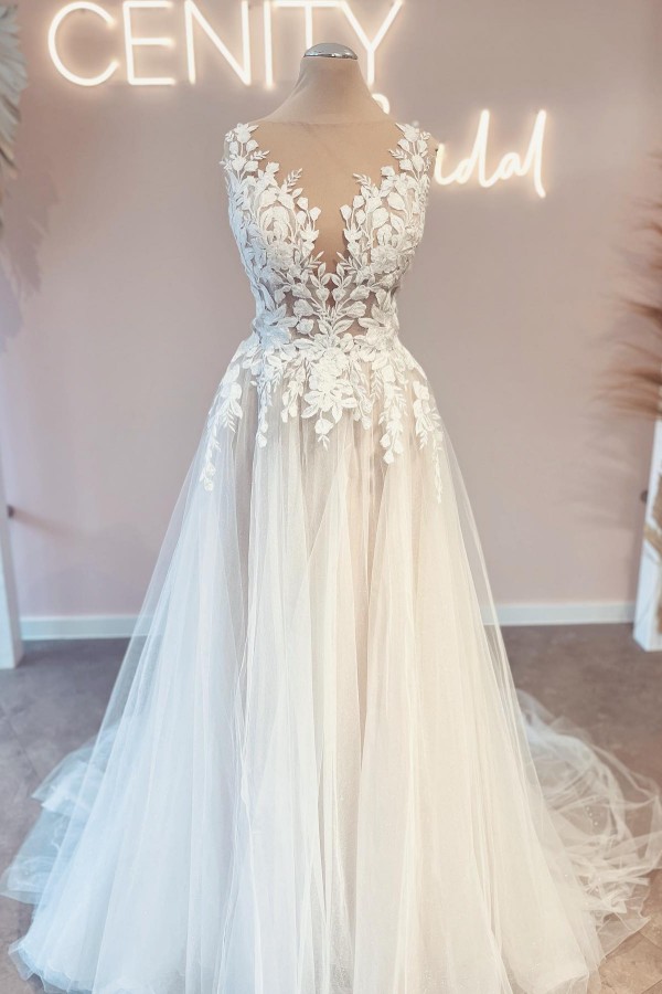 Robe de mariée ligne-A col rond en fleuries pas cher