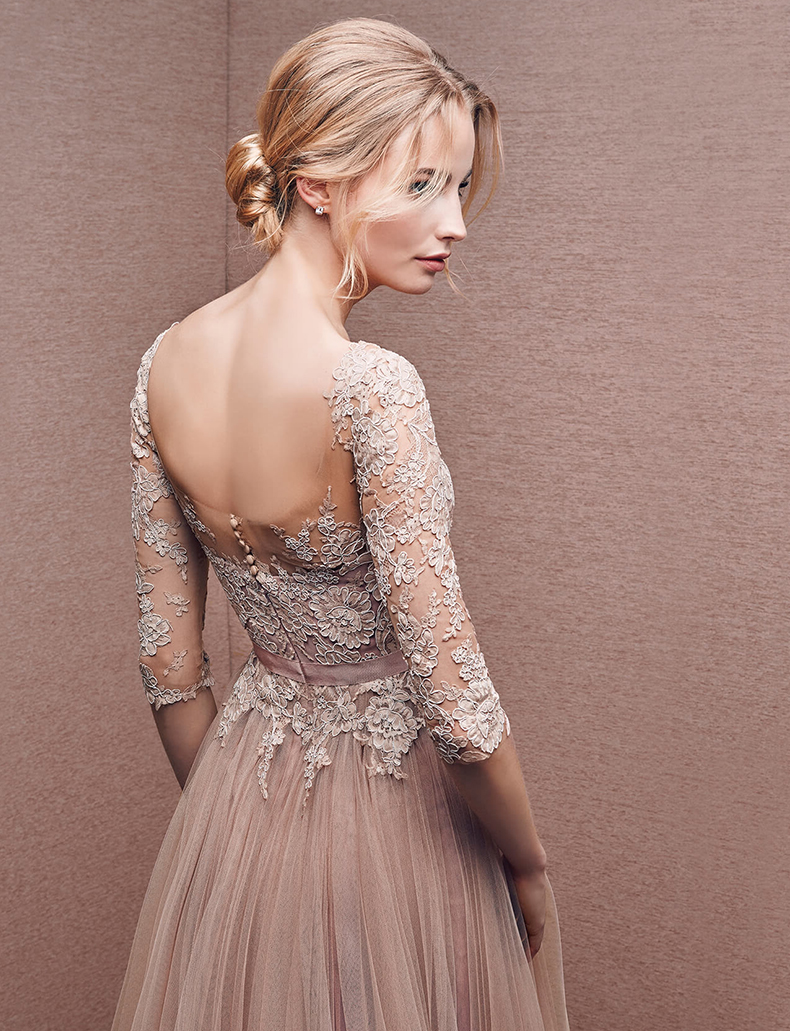 Forme Princesse alayage/Pinceau train Col bateau Tulle Robes de bal avec Dentelle