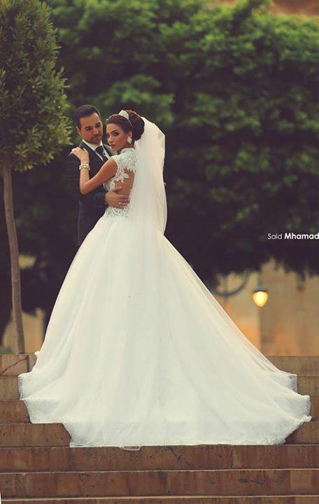 Forme Princesse Traîne moyenne Col en cœur Tulle Robes de mariée avec Dentelle