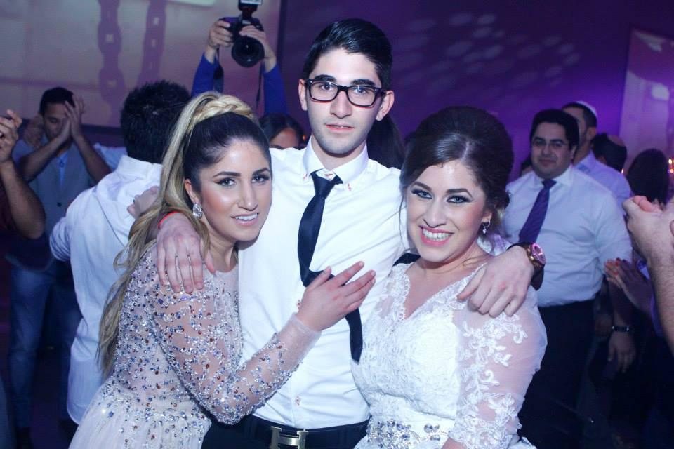 Forme Princesse Col U profond alayage/Pinceau train Mousseline polyester Robes de soirée avec Perle