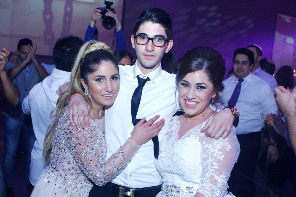 Forme Princesse Col U profond alayage/Pinceau train Mousseline polyester Robes de soirée avec Perle