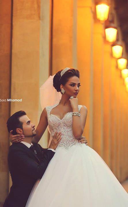 Forme Princesse Traîne moyenne Col en cœur Tulle Robes de mariée avec Dentelle