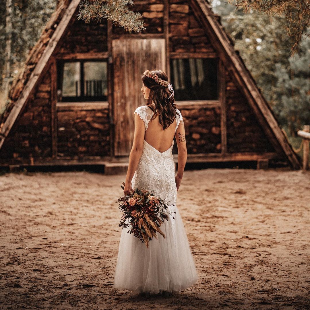 Robes de mariée modernes en dentelle sirène | Robes de mariée pas cher en ligne