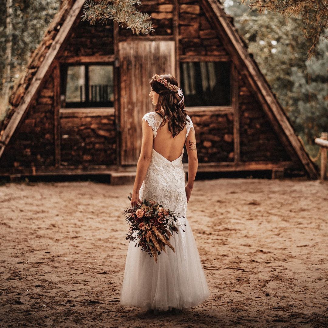 Robes de mariée modernes en dentelle sirène | Robes de mariée pas cher en ligne