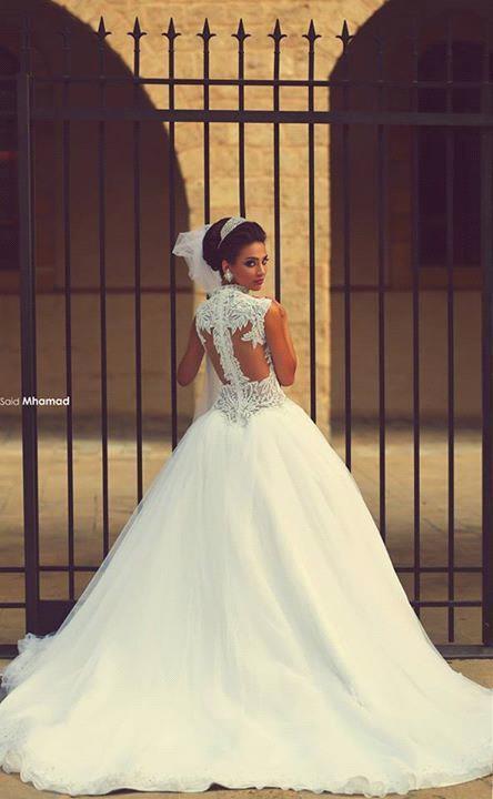 Forme Princesse Traîne moyenne Col en cœur Tulle Robes de mariée avec Dentelle