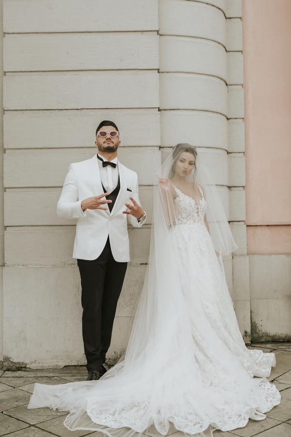 Robe de mariée A-ligne en dentelle bon marché