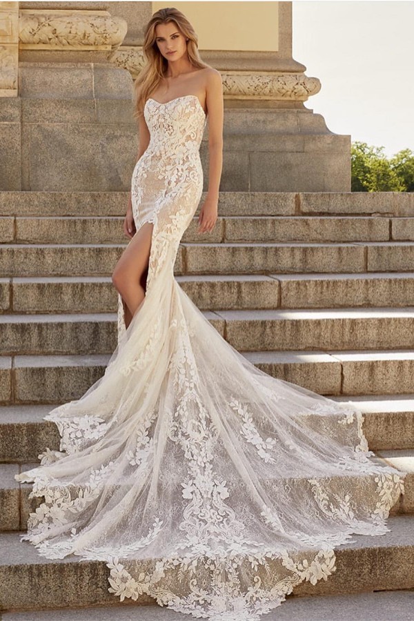 Robe de mariée ligne A en dentelles avec traîne détachable très chic