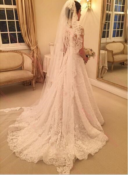 Forme Princesse alayage/Pinceau train Tulle Robes de mariée A-ligne avec Dentelle