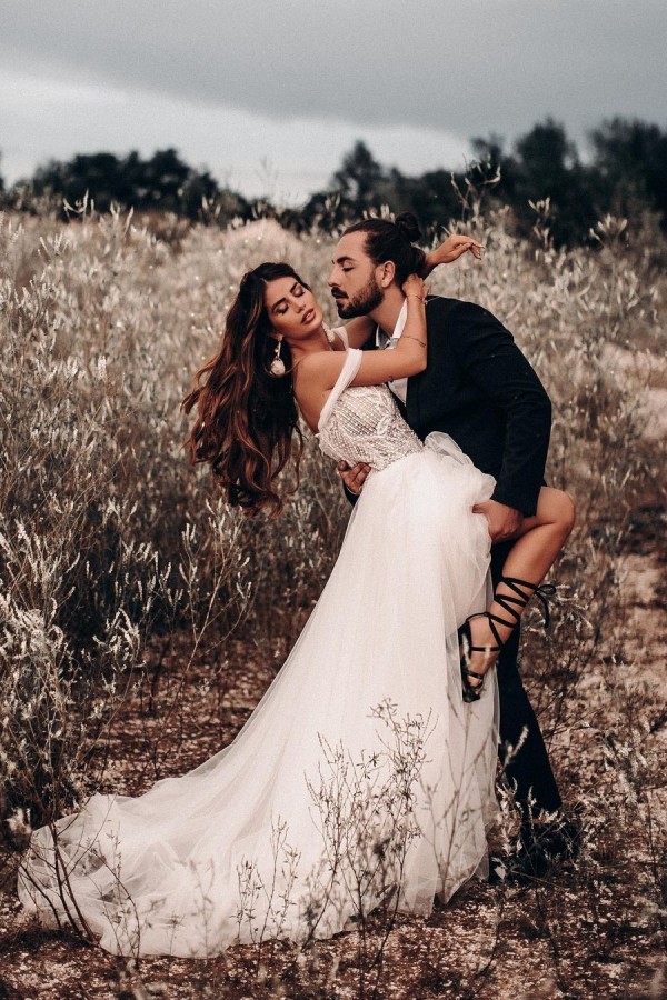 Belles robes de mariée avec dentelle | Robes de mariée pas chères ligne A