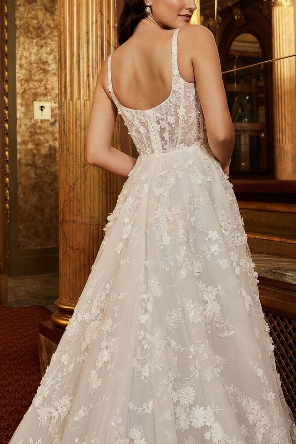 Magnifiques robes de mariée Une ligne de dentelle | Robes de mariée mode en ligne