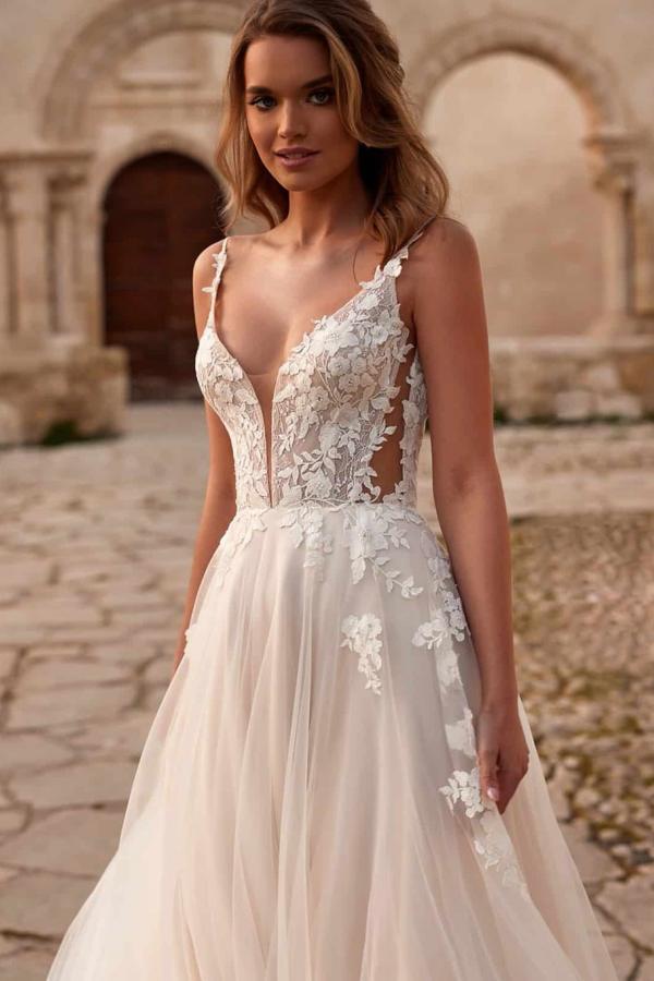 Belles robes de mariée A-Line Boho Robes de mariée avec dentelle