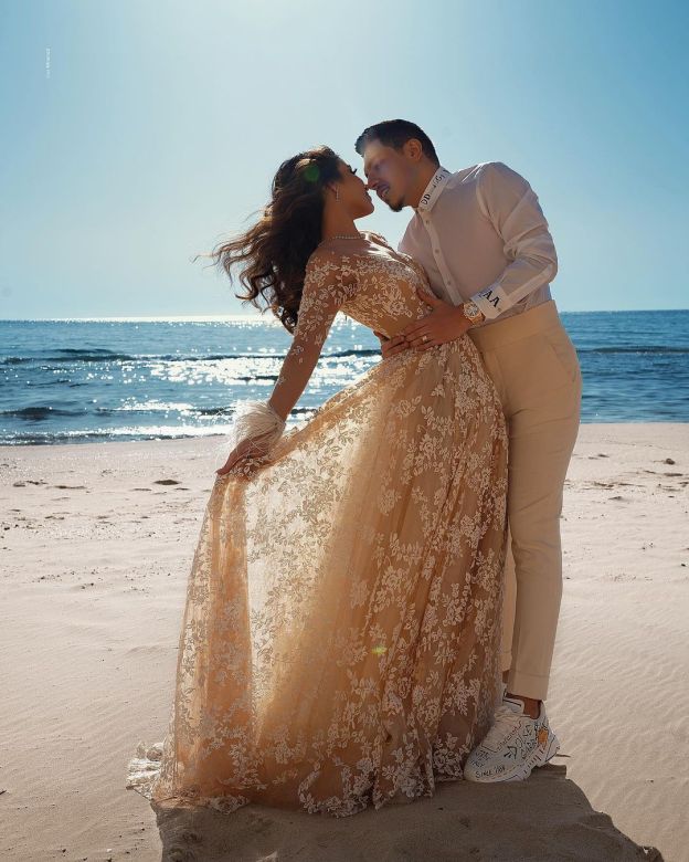 Robes de mariée de créateur avec manches | Robes de mariée en dentelle