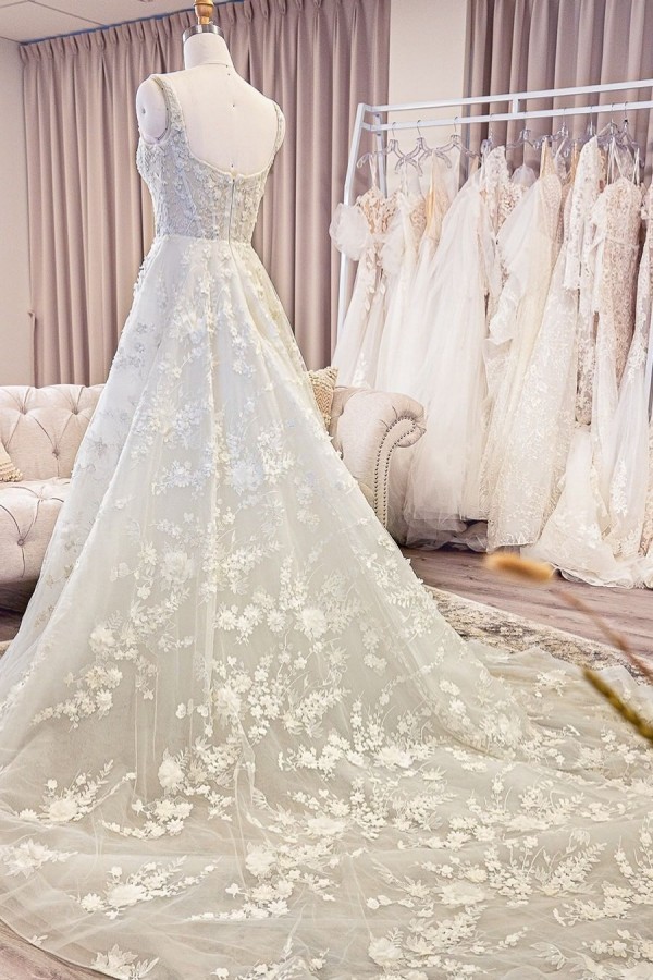 Magnifiques robes de mariée Une ligne de dentelle | Robes de mariée mode en ligne