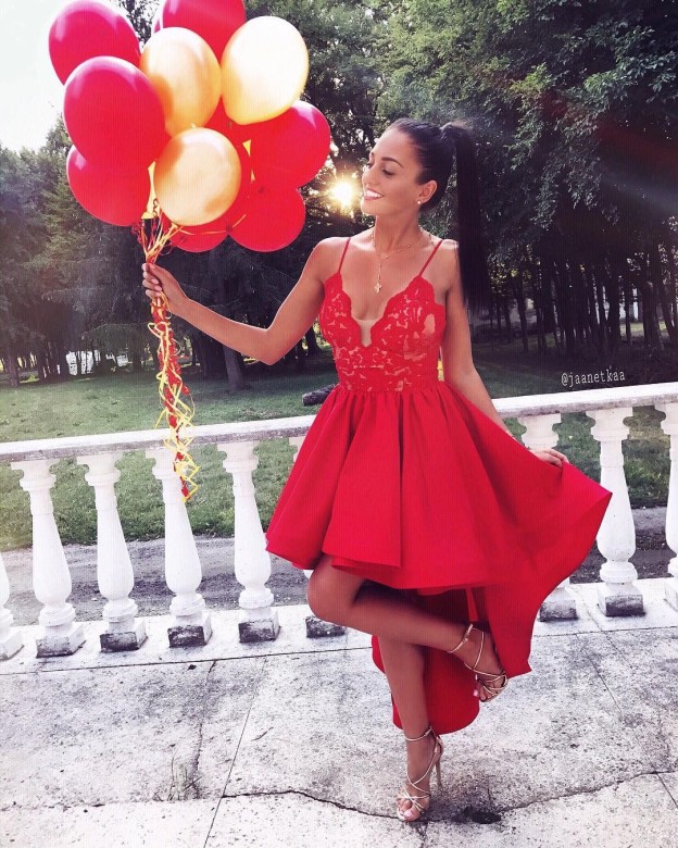 Forme Princesse Traîne asymétrique Bretelles spaghetti Robes d'Étudiante avec Dentelle