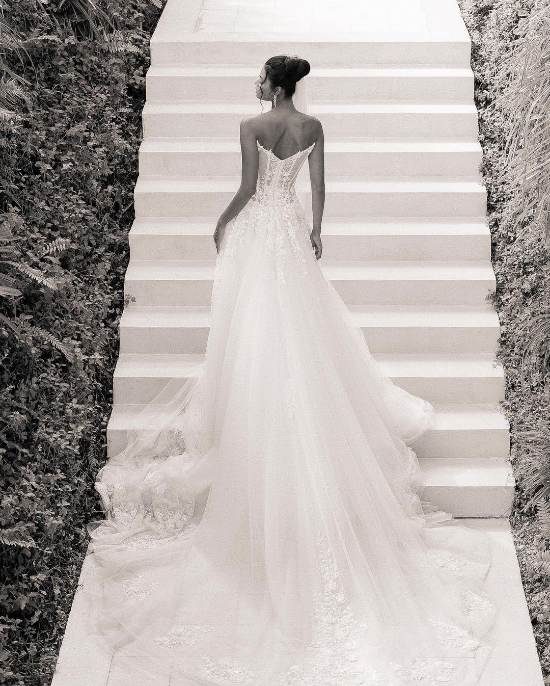 Robes de mariée de créateurs avec dentelle | Robes de mariée ligne A
