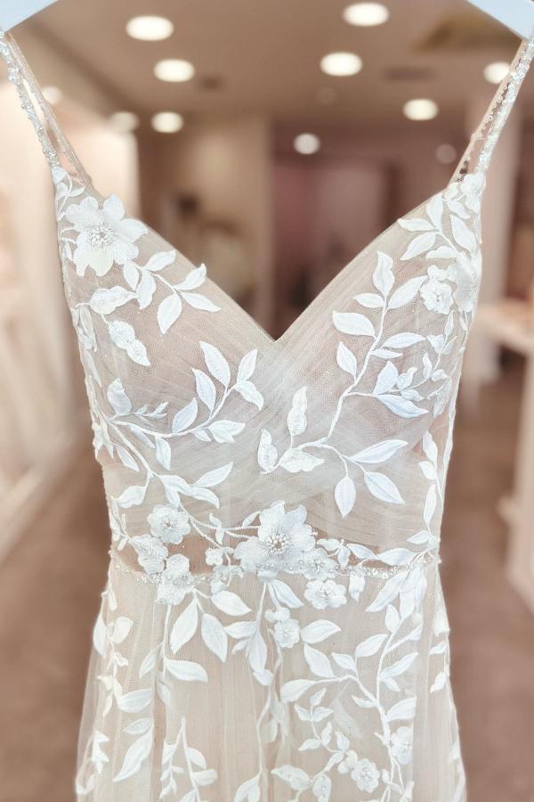 Robe de mariée simple blanche avec dentelle bon marché
