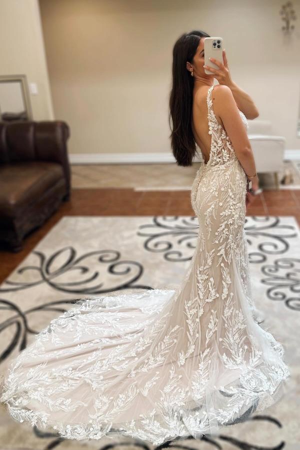 Robes de mariée de créateurs en dentelle sirène | Robes de mariée décolleté en V
