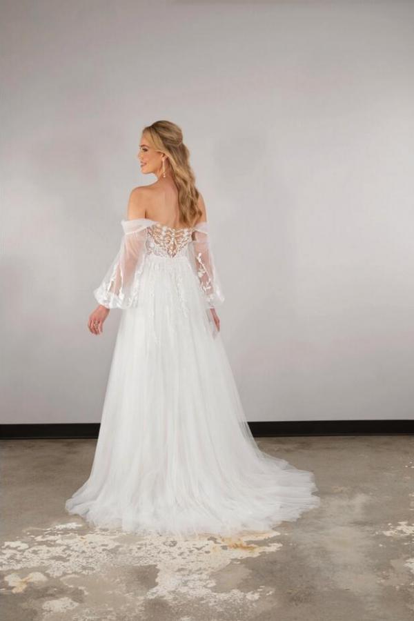 Robe de mariée Boho Une ligne dentelle | Robes de mariée avec manches