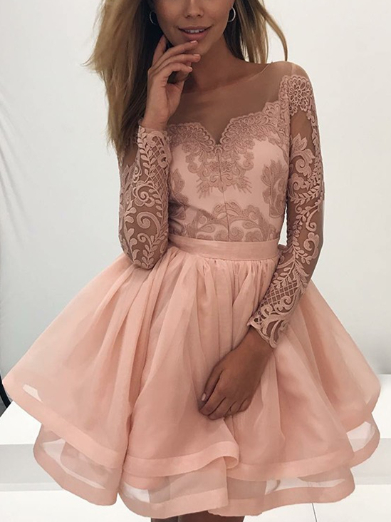 Robe de soirée princesse courte manches longues avec dentelle | Robe de cocktail mini chic col bateau