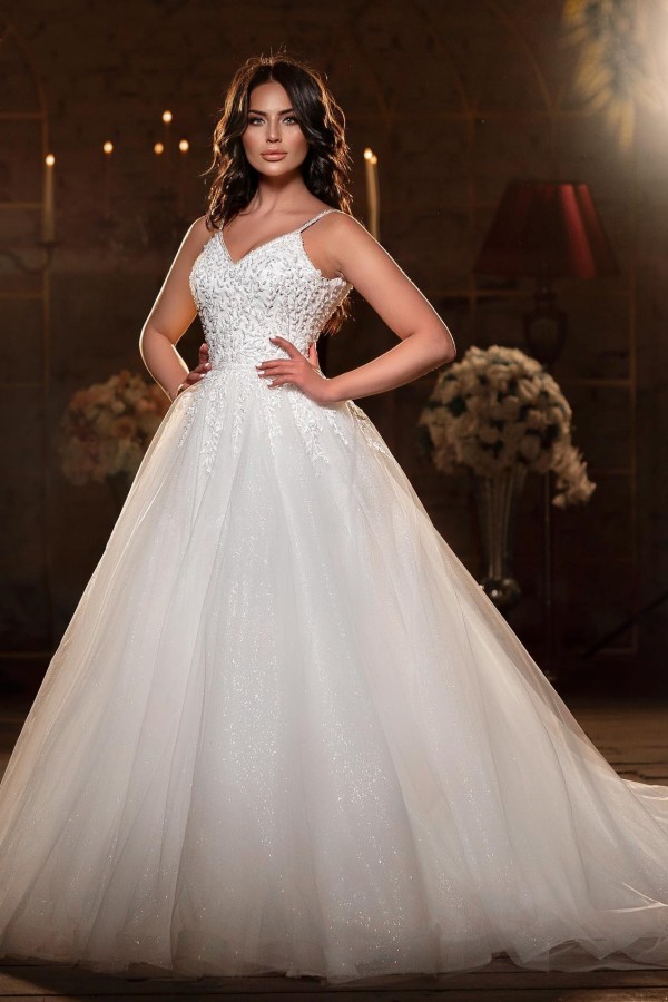 Robes de mariée modernes Ligne A | Robes de mariée en tulle en ligne
