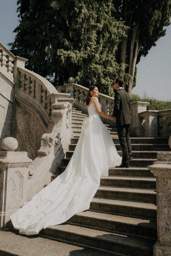 Robes de mariée de créateurs A-line | Robe de mariée en satin pas cher