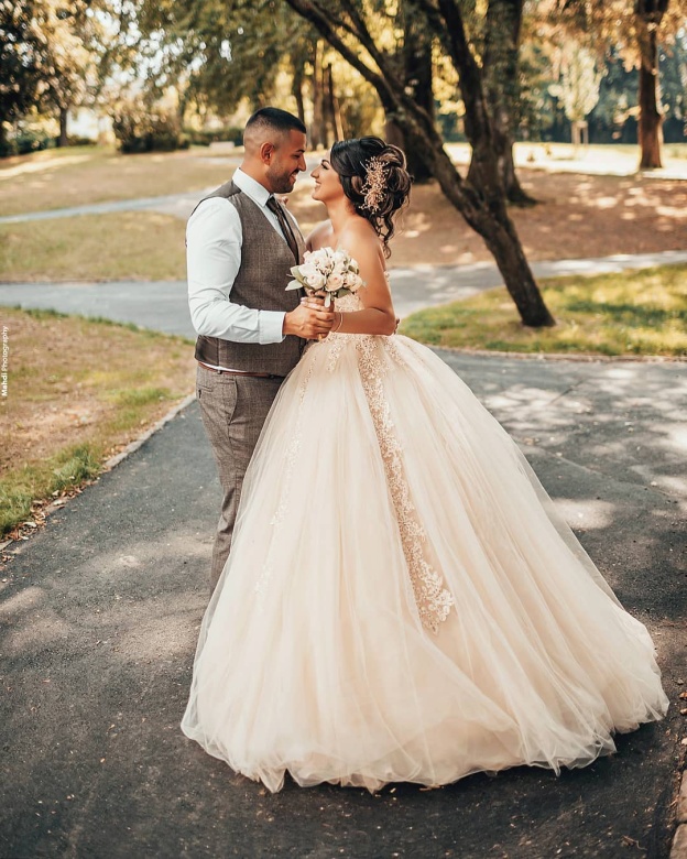 robes de mariée princesse en ligne | robe de mariée vêtements de maternité