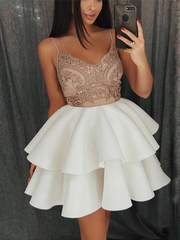 Robe de cocktail A-ligne mini bretelles spaghetti | Robe de soirée ligne A courte chic