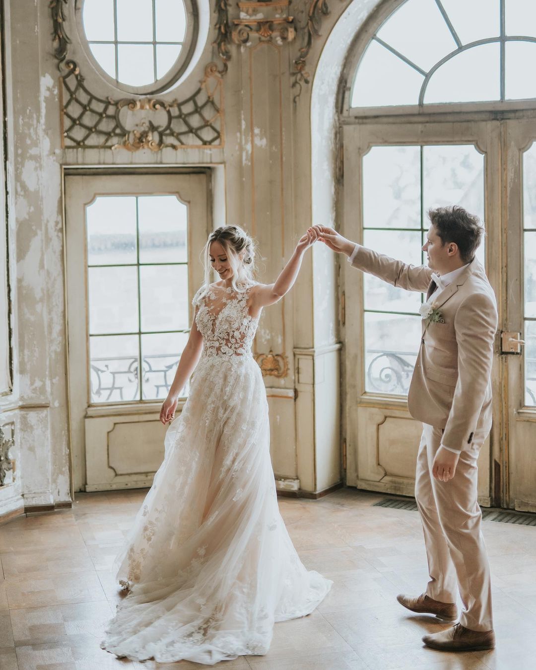 Dentelle de robe de mariée simple | Robes de mariée bohème pas cher