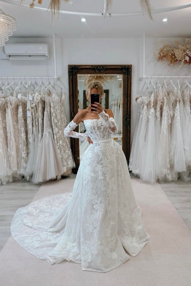 Nouvelles robes de mariée en ligne A Robes de mariée en dentelle pas chères en ligne