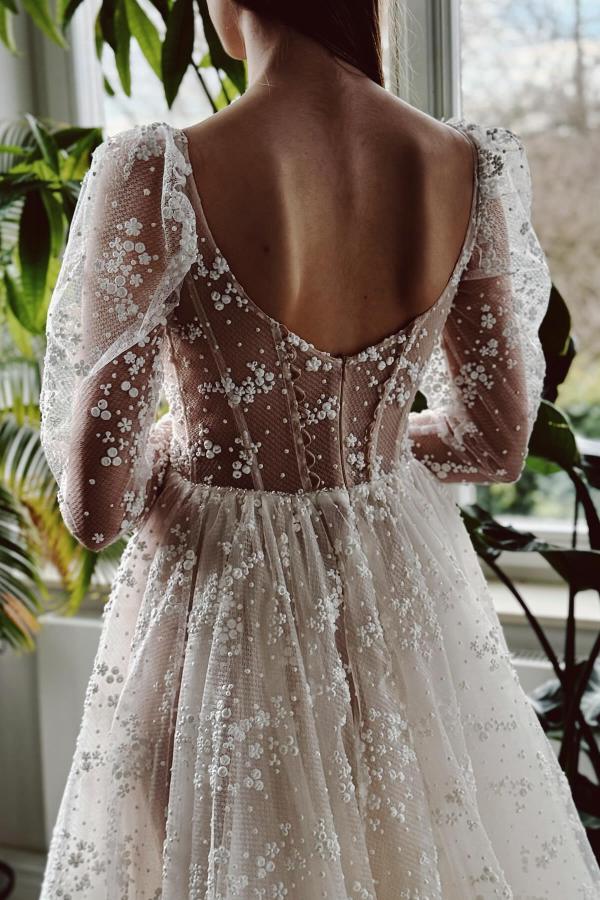 Robes de mariée de créateurs avec manches | Robes de mariée Une ligne dentelle