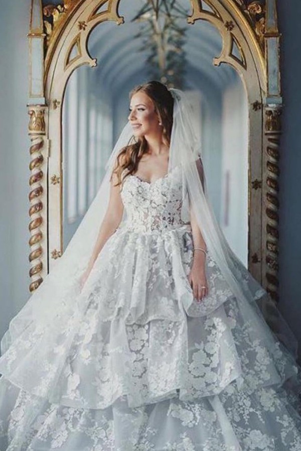 Magnifiques robes de mariée princesse | Robes de mariée avec de la dentelle