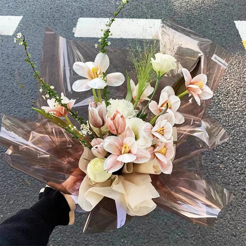 Papel de regalo de flores de celofán de colores Crystal Love（31#）