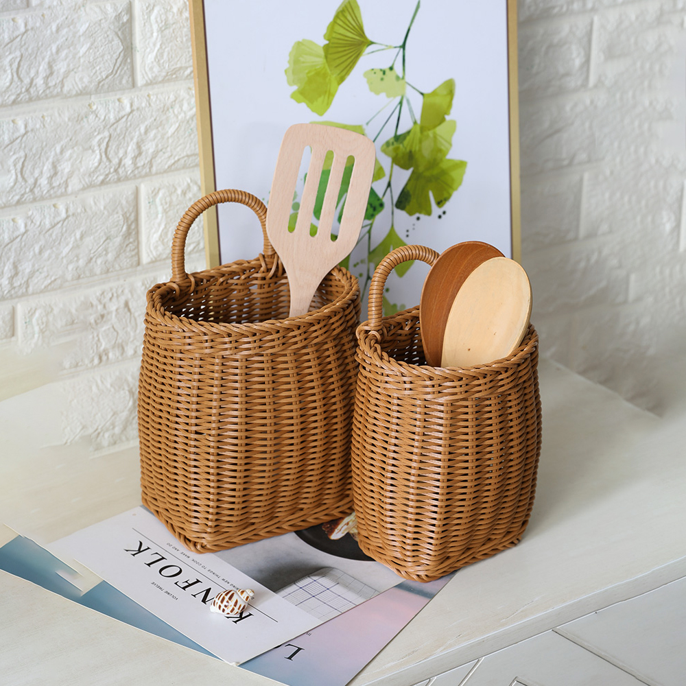Nordic woven basket kitchen storage basket retro wall hanging basket portable small flower basket kitchen utensils hanging basket-Handwovenlamp