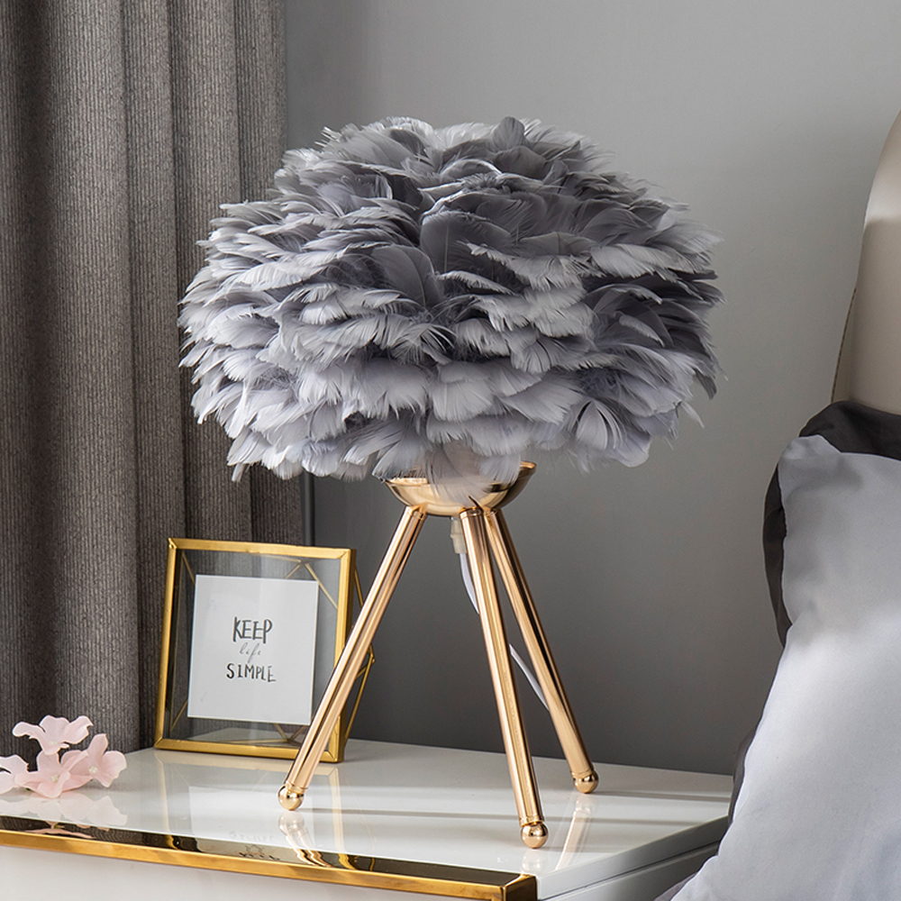 Feather Table Lamp Romantic Simple Modern Night Light-Handwovenlamp
